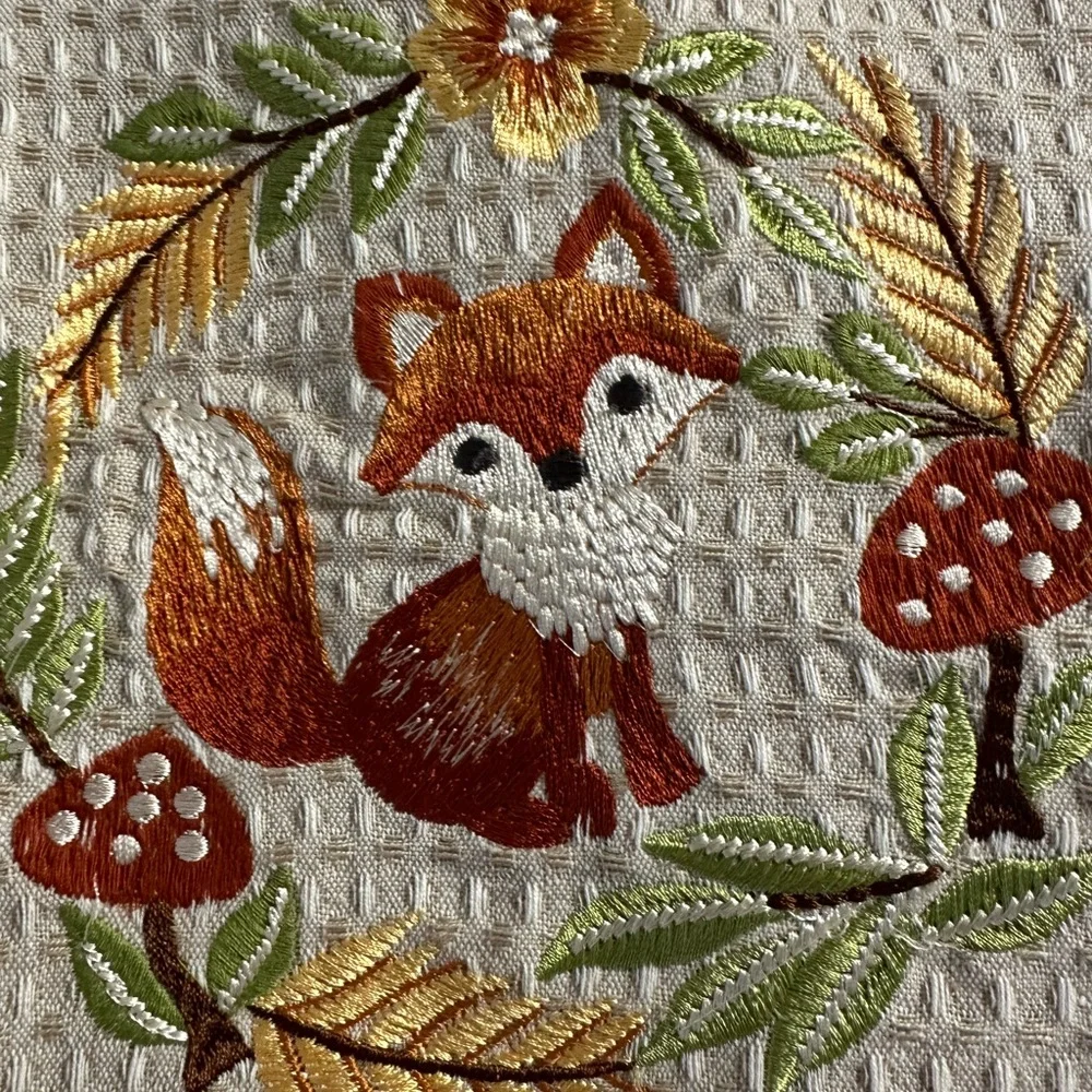 NEW Tahari Home FOX & MUSHROOM Fall Themed Textured Kitchen Towels Set/3